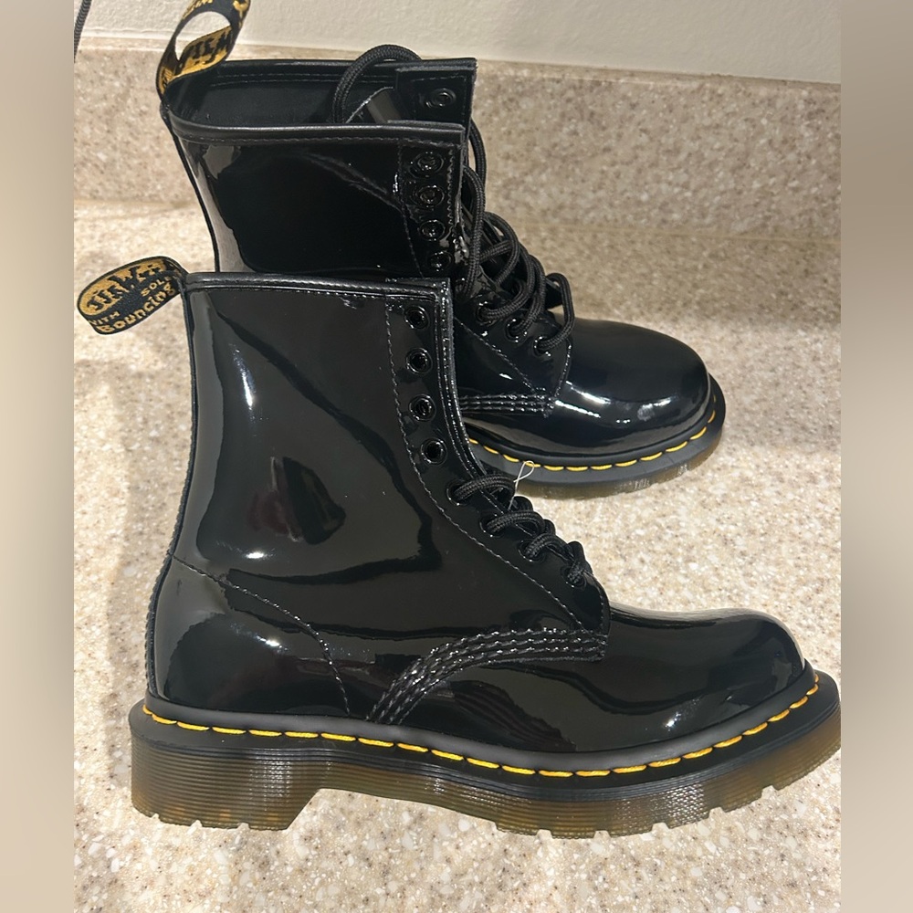 Dr. Martens 1460 Black Patent combat boots size 6 women’s New